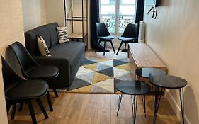 152 - Urban Cosy Flat In Paris